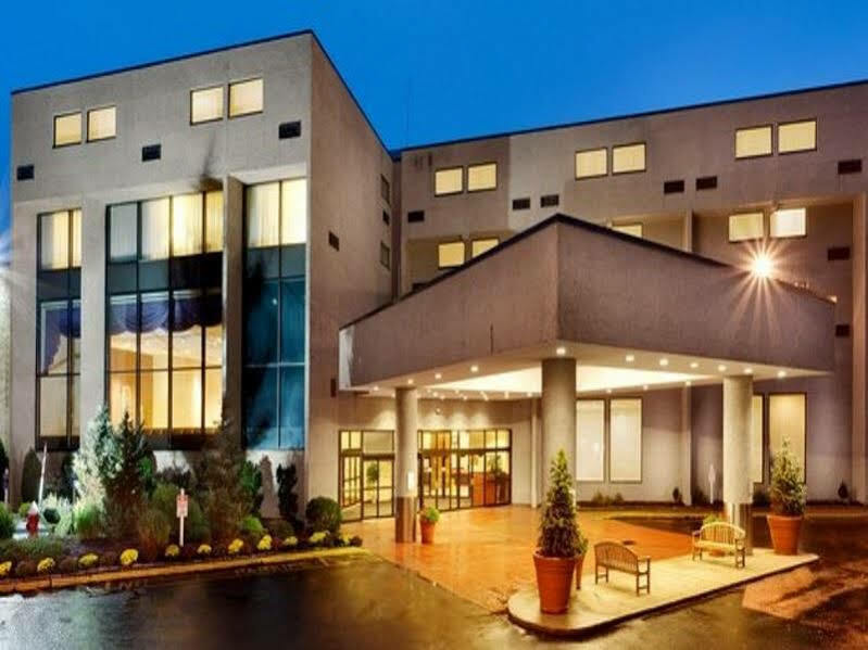 Red Lion Hotel Cromwell Ngoại thất bức ảnh